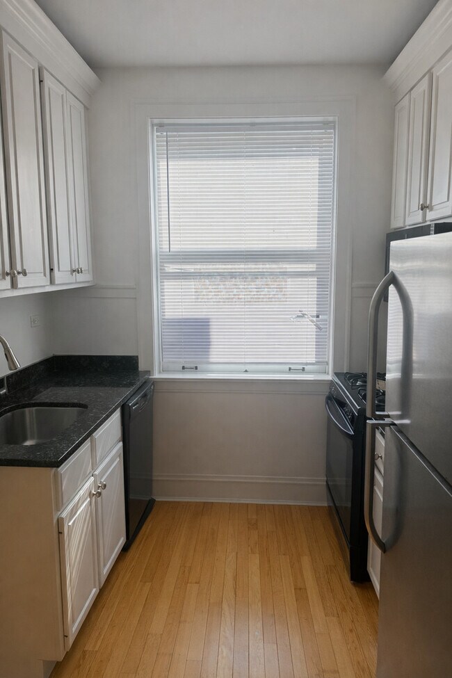 Photo - 106 Keeney St Unit 3