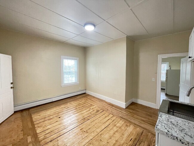 Photo - 13 Spring St Unit 2