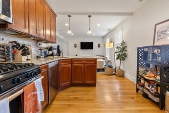 Building Photo - 2 Walk Hill St Unit 2