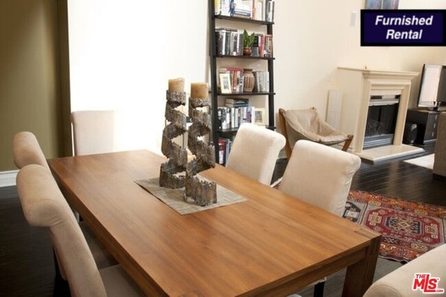 Photo - 1319 N Detroit St Unit 8