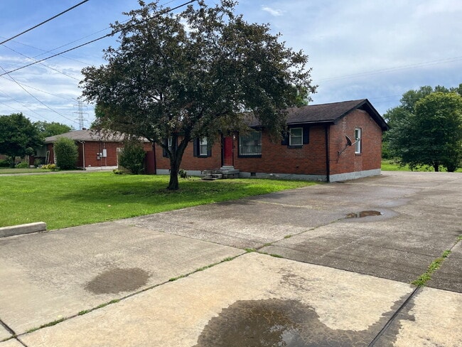Photo - 3311 W Hamilton Ave