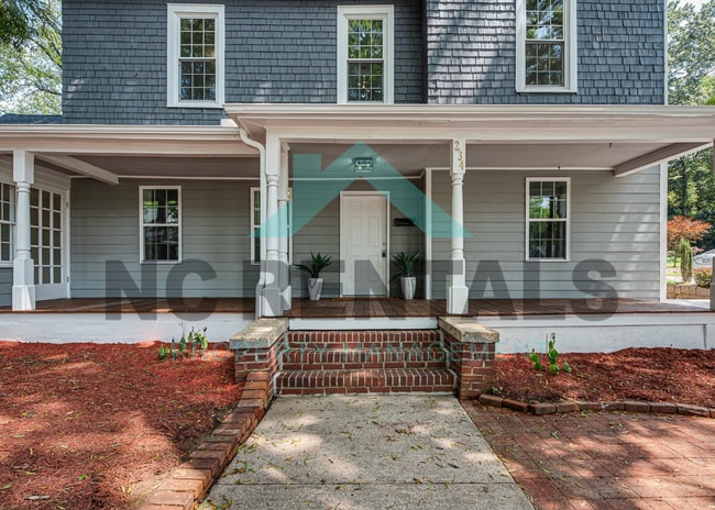 Photo - 234 S Academy St