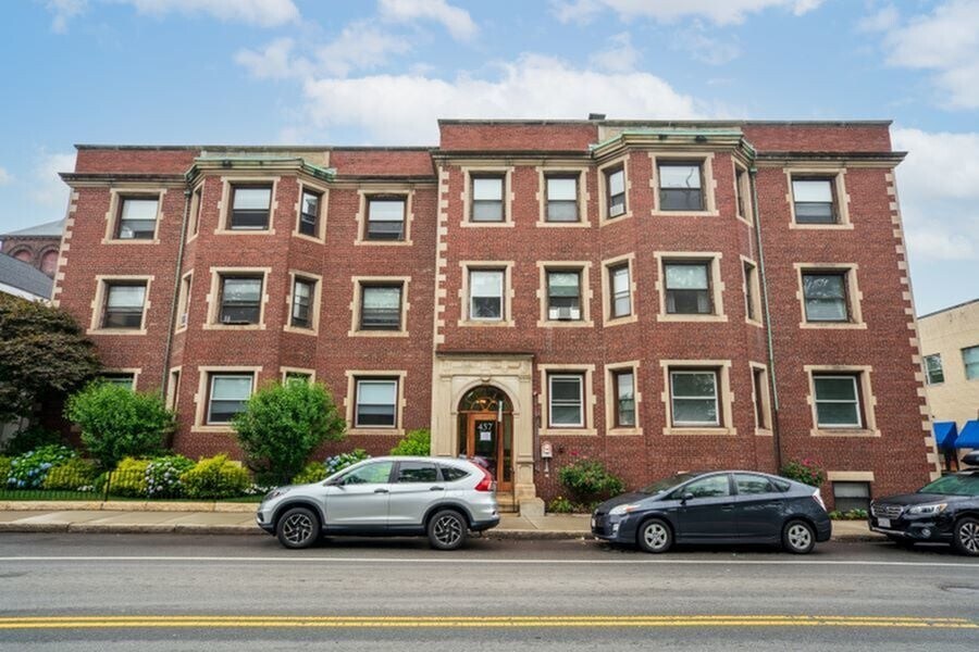 Photo - 457 Centre St Unit 304