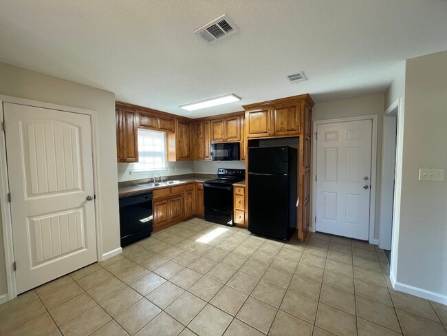 Photo - 1808 Chestnut Dr