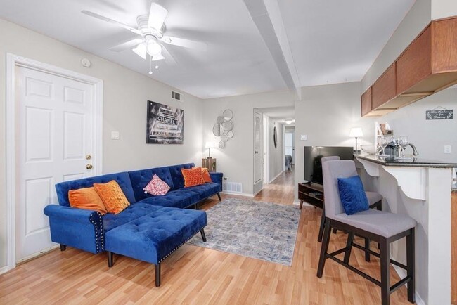 Photo - 3305 Clawson Rd Townhome