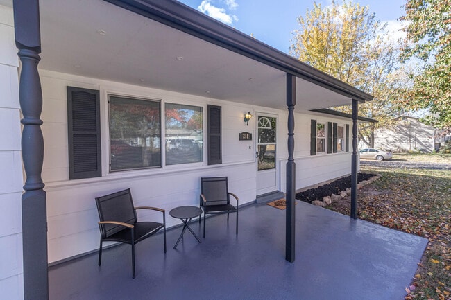 Photo - 210 W El Cortez Dr