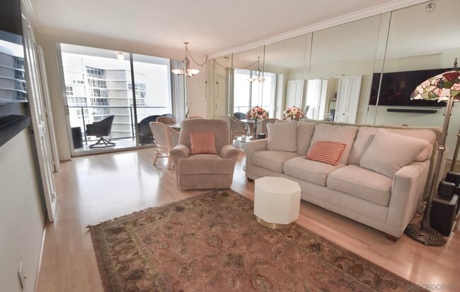 Photo - 1810 Avenida Del Mundo Unidad 1201