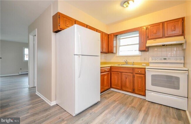 Photo - 603 Poplar St