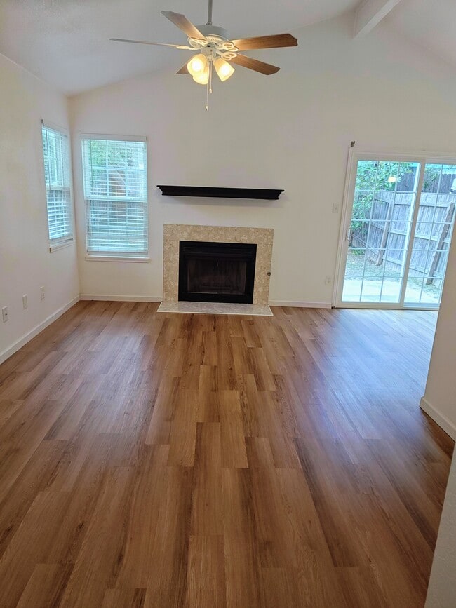 Photo - 1222 Royal Crest Dr