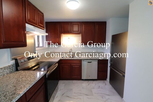 Photo - 4505 NE Emerson St