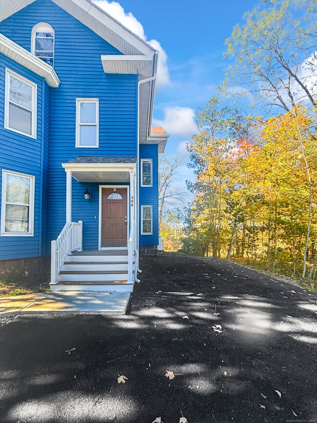 Photo - 358 Pomeroy Ave