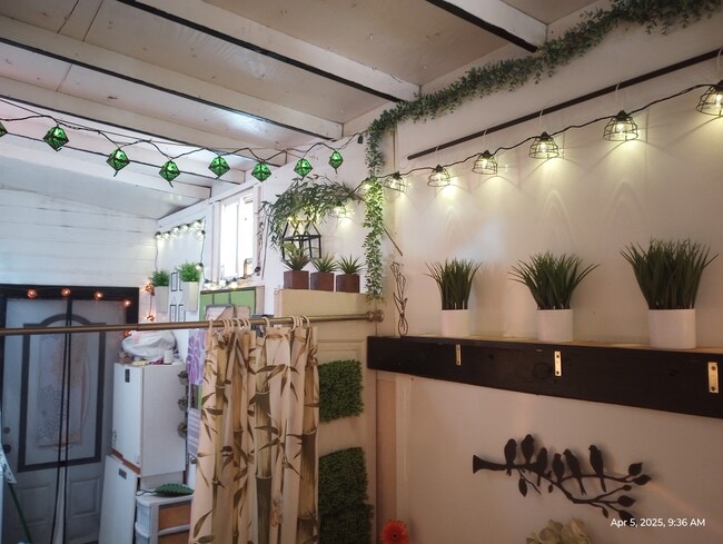 huge indoor Laundryy room (your Bdrm. door shown) - 281 Kaikea St Unit SideBdrm-Not in Mainhouse