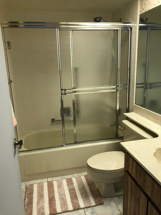 Photo - 11011 Rollingwood Dr