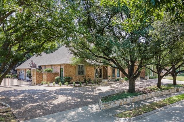 Photo - 2004 Crown Knoll Ln