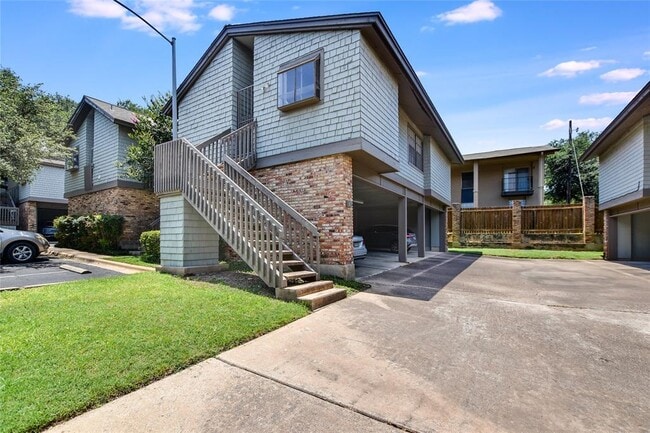 Photo - 7122 Wood Hollow Dr Condo Unit 102