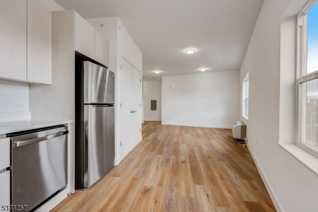 Photo - 48 Chadwick St Unit 301