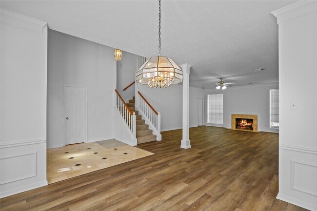 Photo - 5803 Ancient Oaks Dr