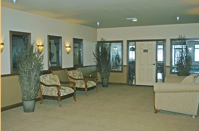 Grand Royale Plaza