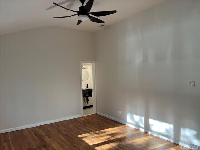 Photo - 1553 Potter Blvd