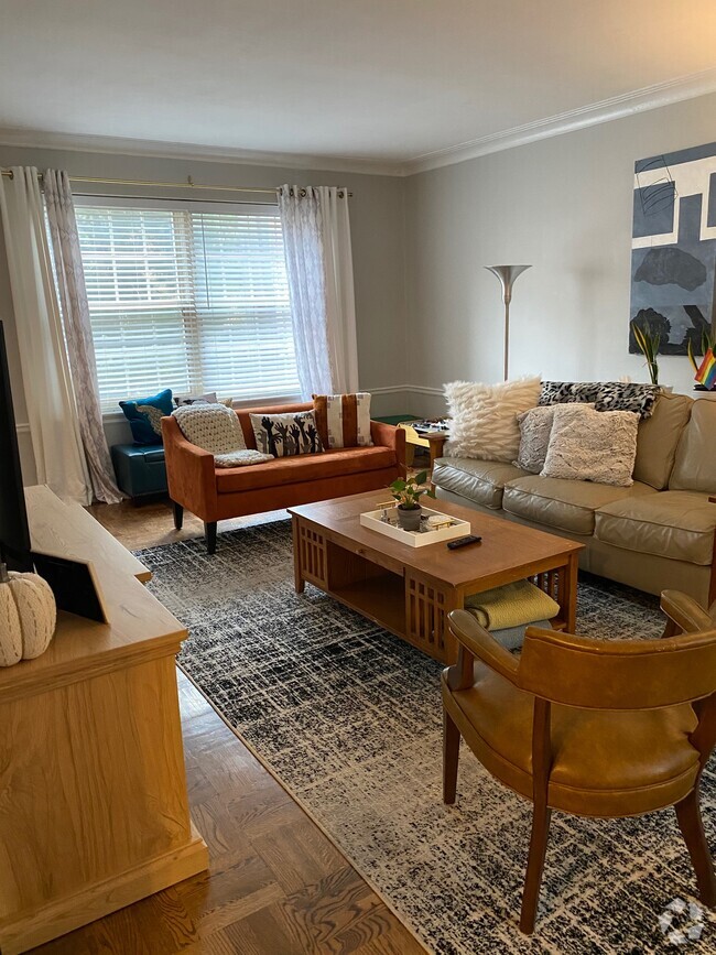 Building Photo - 7547 Wellington Way Unit 1C Rental