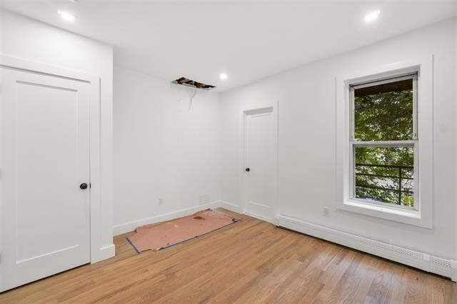 Photo - 232 Van Horne St Unit 4