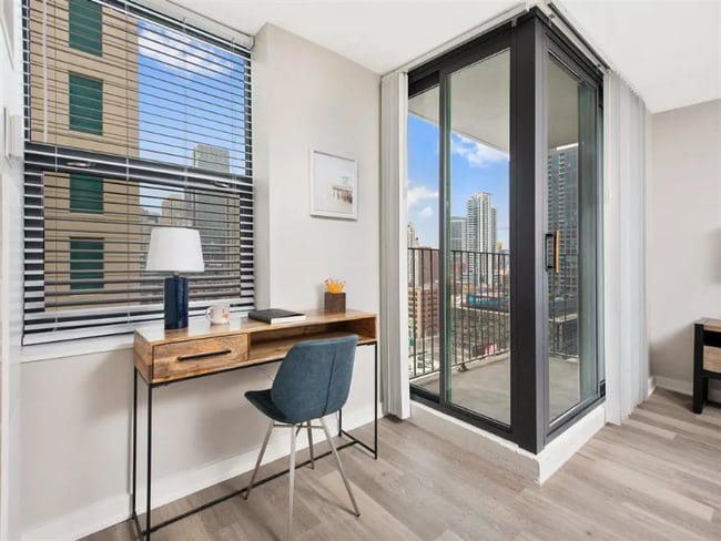 Photo - 60 W Huron St