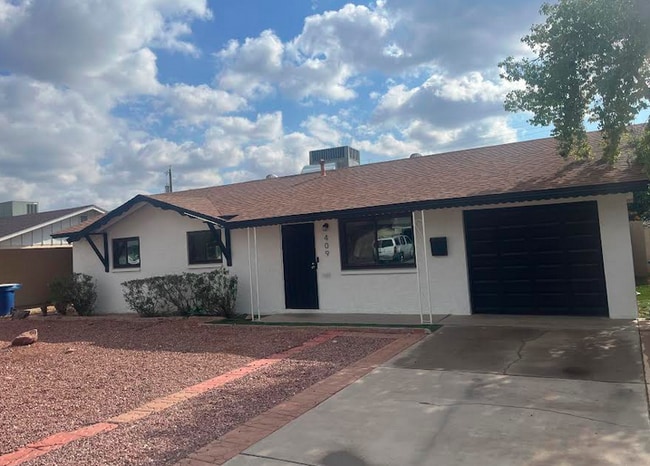 Photo - 409 E Taylor St