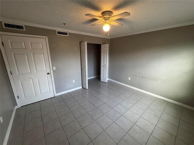 307 Oak Rose Ln Unit 201