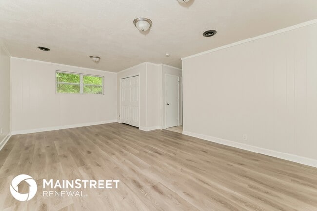 Photo - 720 N Whispering Oak Cir