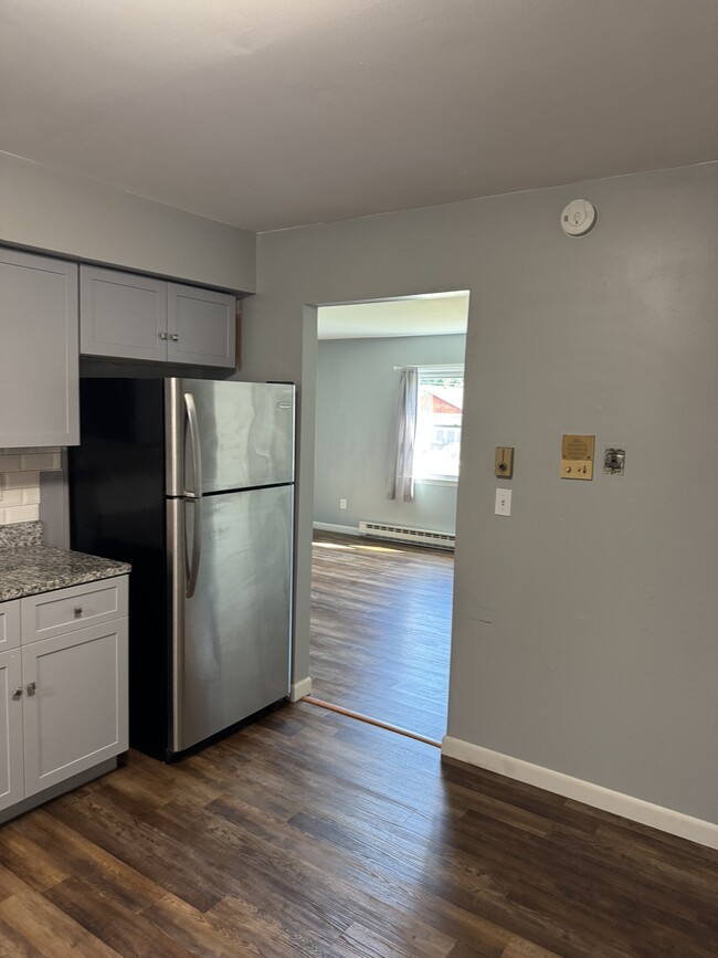 Photo - 425 Ontario St Unit 1 N