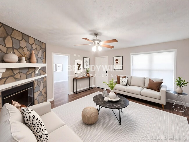 Photo - 235 Winston Dr