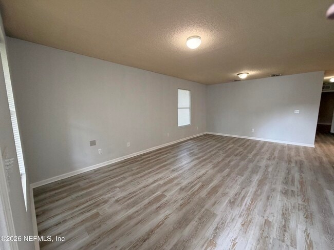 Photo - 8225 Eaton Ave