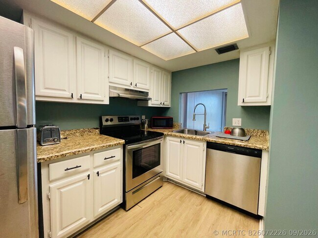 Photo - 109 Royal Pk Dr Unit 4D