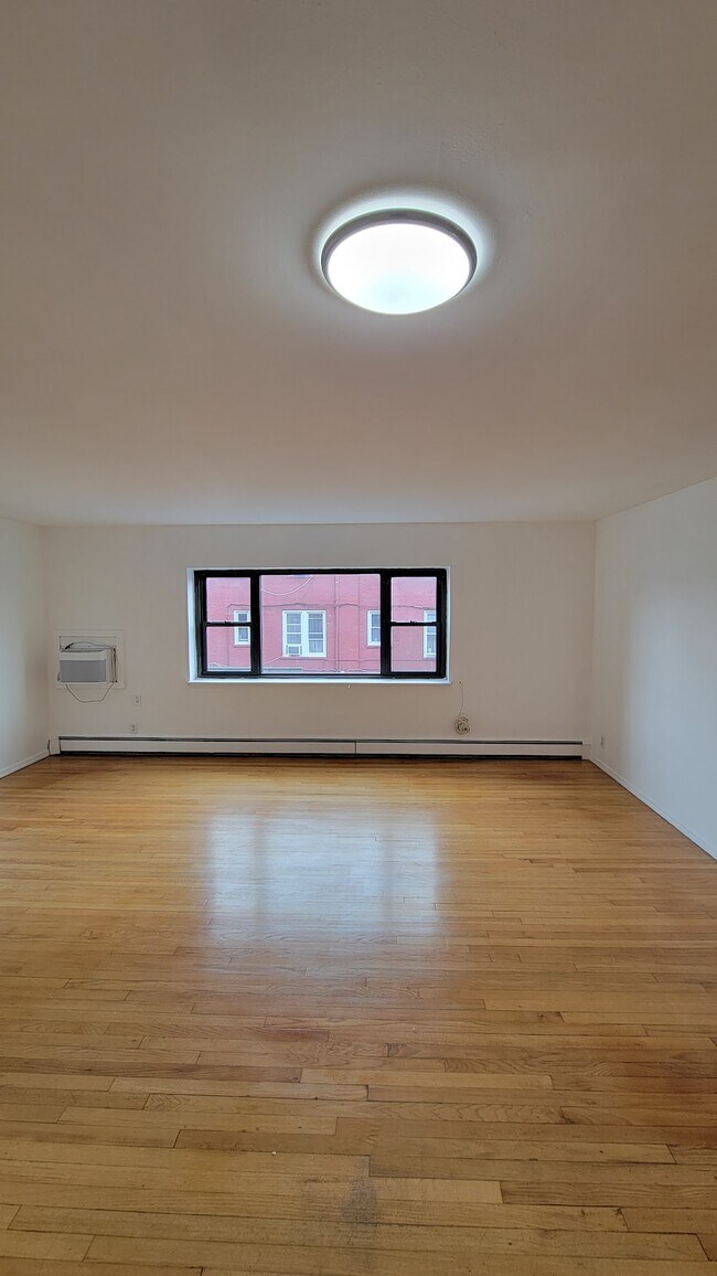 Photo - 204 Woodcliff Ave Unit A3