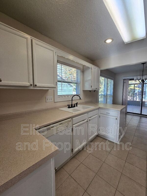 Photo - 3738 Sweetgrass Ln