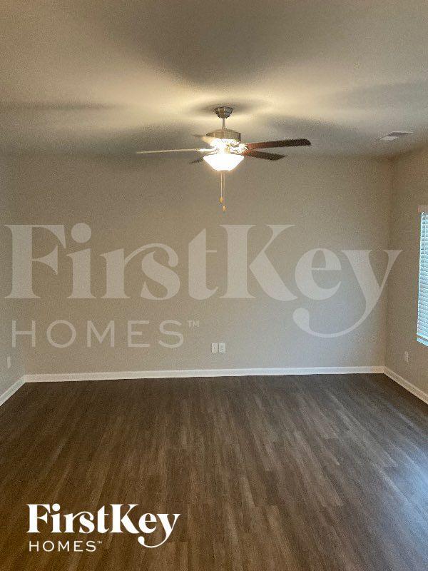 Photo - 7632 Wallace Farm Ln