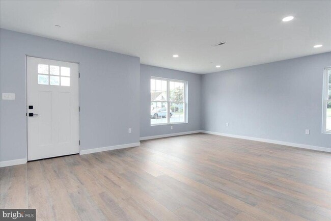 Building Photo - 17410 Gay St