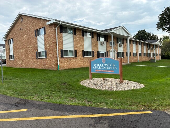 Willowick Apartments