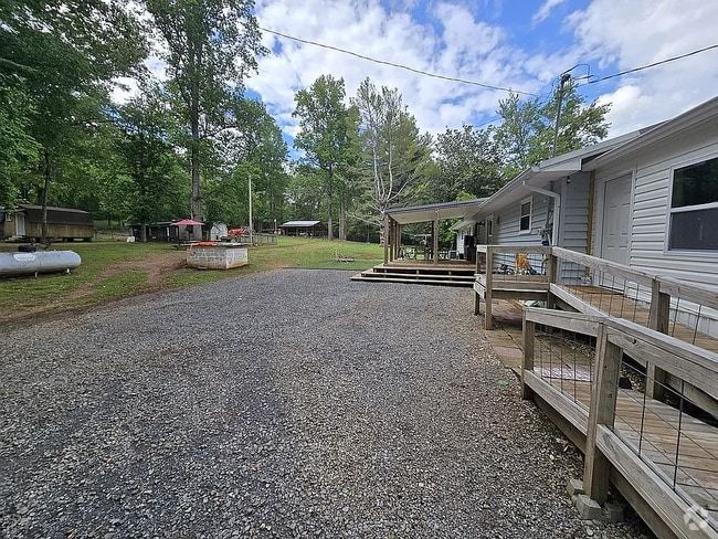 Building Photo - 2735 Reed Rd Rental