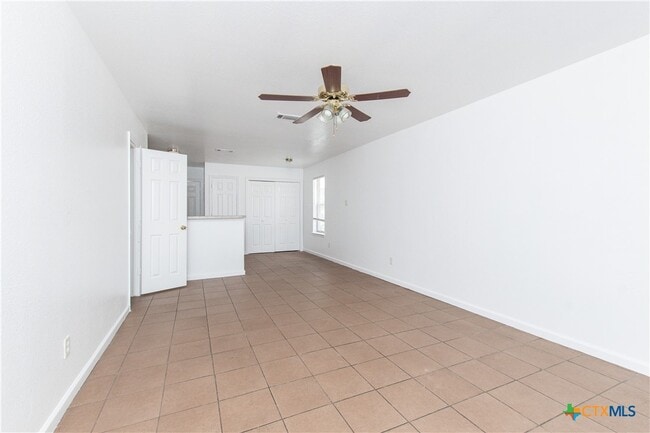 Photo - 4207 Primrose Dr Unit D