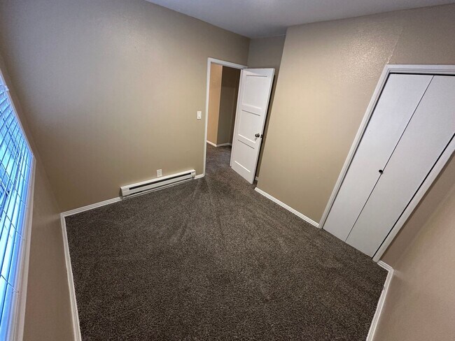 Photo - Newly Remodeled Lakewood Gem - Modern Comf... Unidad 9823 Northgate RD SW LLC