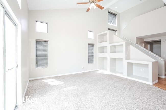 8017 Secret Ave