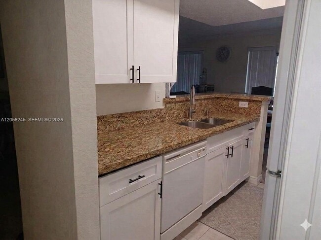 Building Photo - 15599 SW 106th Ln Unit 1207