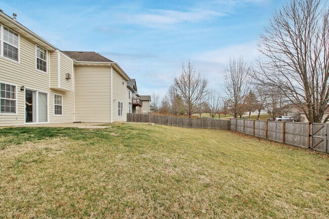 Photo - Spacious two-story home in a convenient location