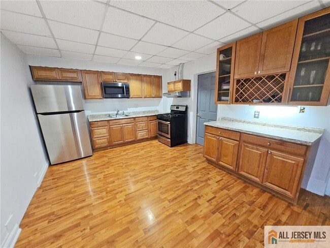 Photo - 106 S Broadway