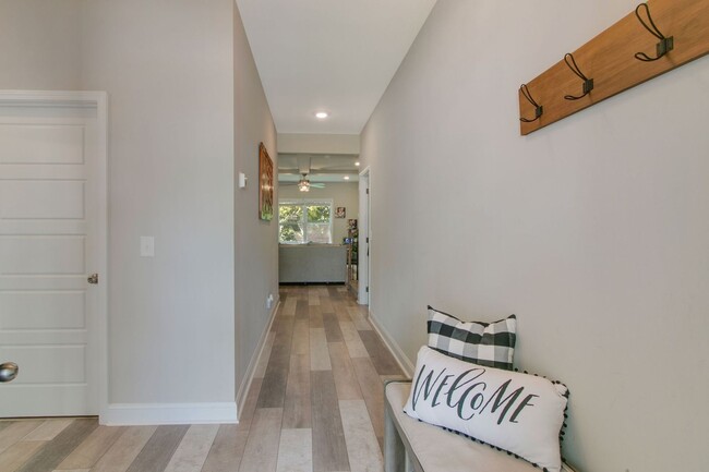 Photo - 1166 Eagles Nest Ln