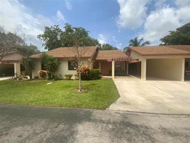 Photo - 1795 Satinwood Cir