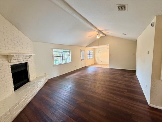 15811 Nutcracker Ct