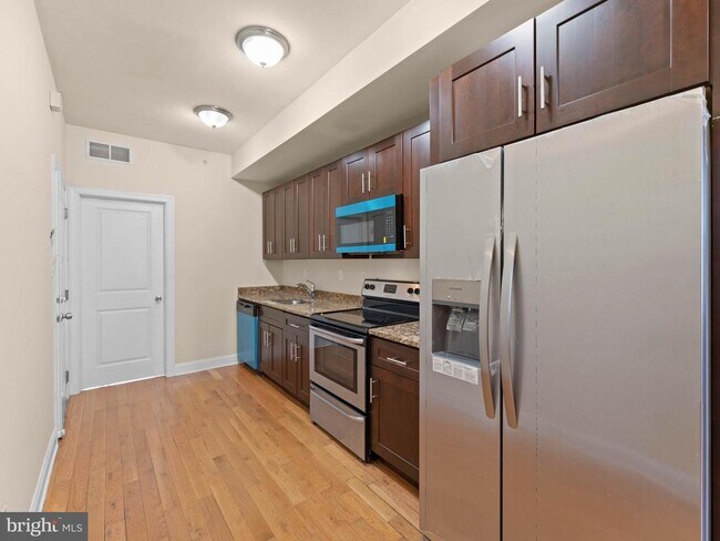 Photo - 1813 N 18th St