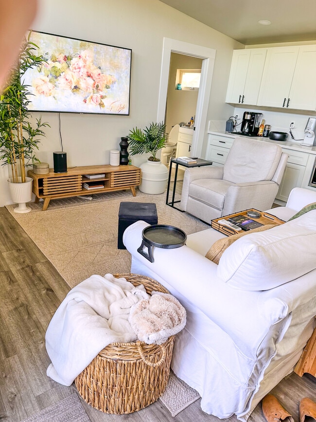 Building Photo - 1839 44th St